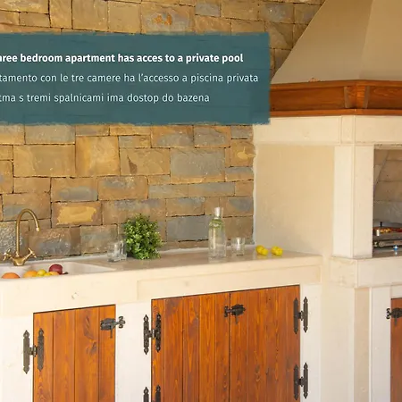 Salinea Apartment *